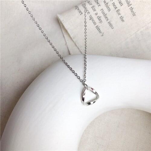 Punk Simple Solid Color Irregular Curled Hollow Metal Triangle Pendent Necklace for Women Men Girls Kid Neck Collar Jewelry Gift