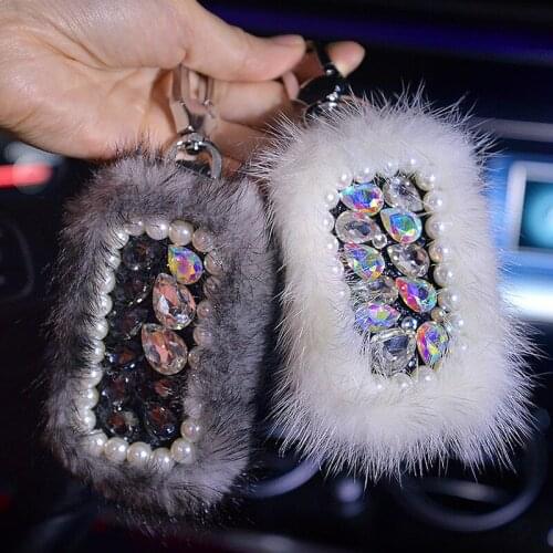 Fashion Leather Rhinestone Diamond Car Key Cover Key Case Universal Size Mink Plush Fur Car Key Holder Key Wallets Storage Bag