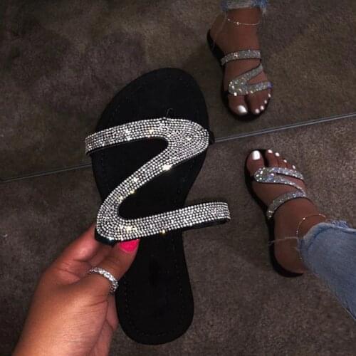 2020 New Summer Women Slippers Fashion Bright Diamond Crystal Beach Slipper Flat Shoes Women Slides Flip Flops Outdoor Sandals