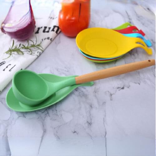 2pc Food Grade Silicone Spoon Mat Silicone Heat Resistant Placemat Tray Spoon Pad Drink Glass Coaster Hot Sale Kitchen Tool 5z