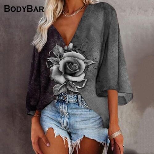 Trumpet Sleeve V-neck T-shirt Ladies Loose Stitching Rose Printed Top Summer Women Large Size T-shirt Streetwear Oversized Tees