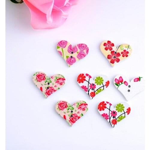 Free shipping -2015 Random 100pcs Mixed 2 Holes Colorful Heart Flower Wood Sewing Buttons Scrapbooking 23x29mm J1607