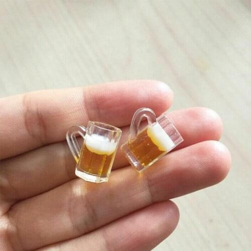 2PCS Dollhouse Miniature Resin Beer Drinking Cups Simulation Drink Model Toy Wine Mug Kitchen Toy Doll House Decore