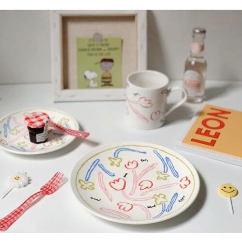 Cutelife Nordic Ins Hand Painted Tulip Round Small Ceramic Plate Wedding Plates Stands For Cakes Tableware Plates Milk Water Cup