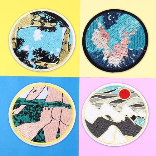 Round Hand gesture photography in Embroidered Appliques Iron On Oil Swimming Oil painting starry sky Patches Diy Badges