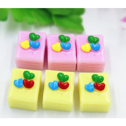 10pcs/lot kawaii flat back resin foods cake with heart DIY resin cabochons accessories about 15mm