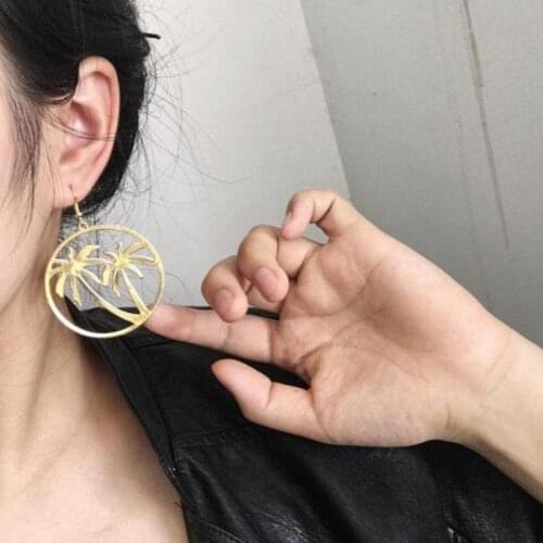 Fashionable Coconut Tree Lady Alloy Hollow Earrings Personality Exaggerated Big Circle Earrings Leaves Hollow Street Shot
