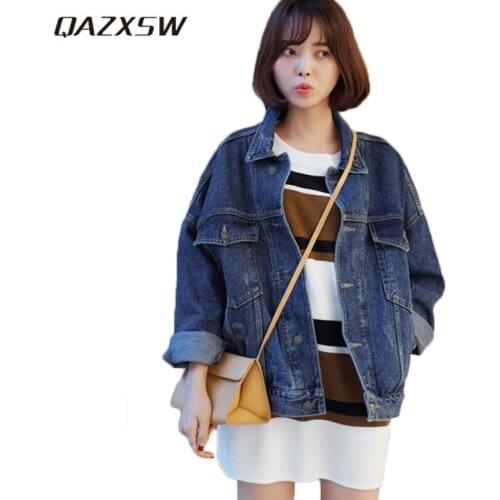QAZXSW Vintage Women Denim Jacket Plus Size Jeans Coat Women Loose Bomber Jacket Batwing Sleeve Harajuku Casaco Feminino HB543