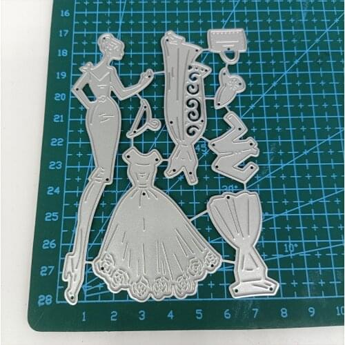 Metal Cutting Dies Girl Dress Show Pattern DIY Stencils Scrapbook Photo Album Embossing Paper Card Making Decor 2021 Punch