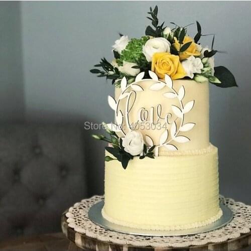 Love Wedding Cake topper. Wooden cake topper. Wood. Round decorative cake topper. Botanical wedding. Cade Decoration