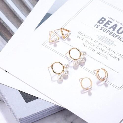 Korean Style Earring for Women Geometric Pearl Matte Triangle Gold Earings Stud Earrings Fashion Jewelry 2021 Kolczyki