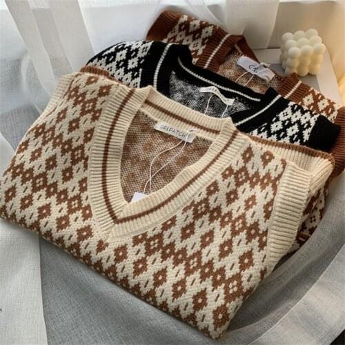 2021 New Geometry Womens Vest V Neck Pullover Autumn Winter Short Knitted Women Sweater Sleeveless Warm Sweater Casual Oversize