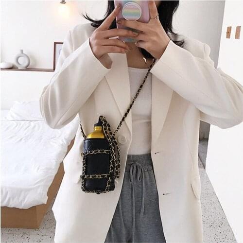 2021 Fashion Women Chain Bucket Bags Personalized Pu Leather Water Bottle Holder Shape Bag Cross Body Clutch