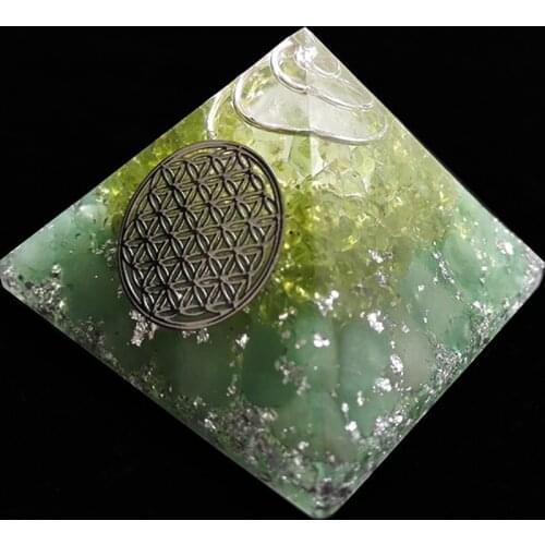 AURA REIKI Anahata Orgonite Aura Crystal Pyramid Peridot Energy Pyramid Chamuel Flower Of Life 9cm Family Decoration Pyramid