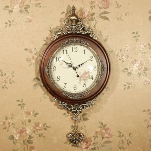 Luxury European Wall Clock Wood Living Room Retro Creative Art Digital Wall Clock Silent Relogio De Parede Home Decoration DG50W