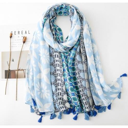 2020 Fashion Cotton Dot Flower Print Tassel Scarves Shawls Long Lady Trendy Floral Tassel Scarf Wrap Hijab Muffler Free Shipping