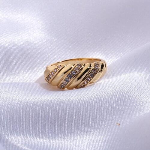 New Arrival Fashion Style Chic Croissant Shape 18K Gold Plated Rings High Quality Zircon Brass Rings For Women Girl Gift