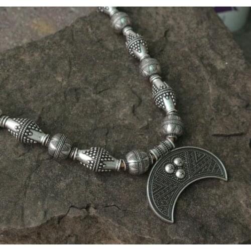 Lanseis 1pcs Viking Jewelry Clothes for Ladies Viking Boob Bling pendant slavic Lunula women jewelry