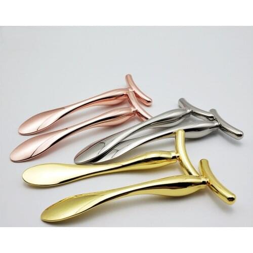 100Pcs 2 in 1 Eye Massage Stick Eye Cream Massager Metal Makeup Shovel Beauty Spoon Facial Massage Reduce Puffiness Beauty Care