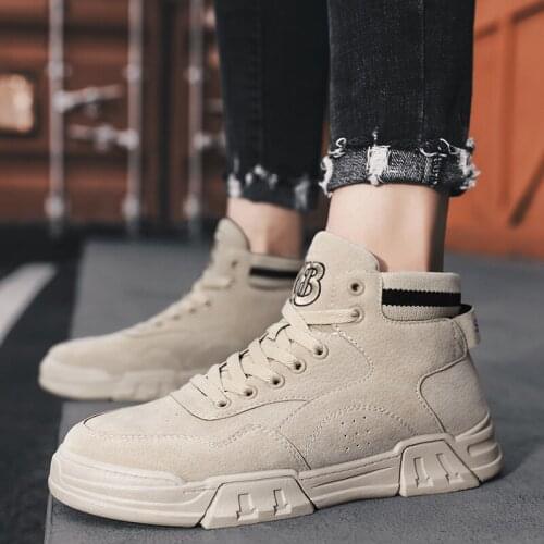 2020 autumn and winter high top Martin boots locomotive style casual mens sneakers comfortable mens sneakers