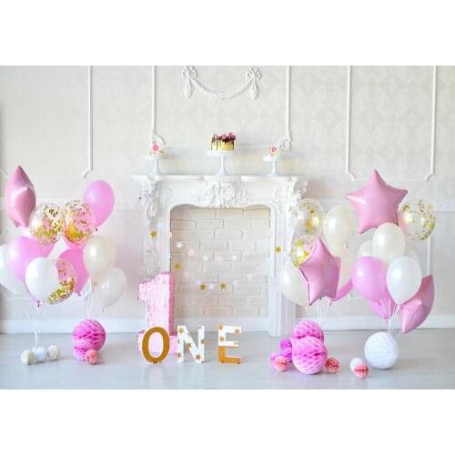 One - year - old newborn cute children take photos background birthday photos parentage photos background