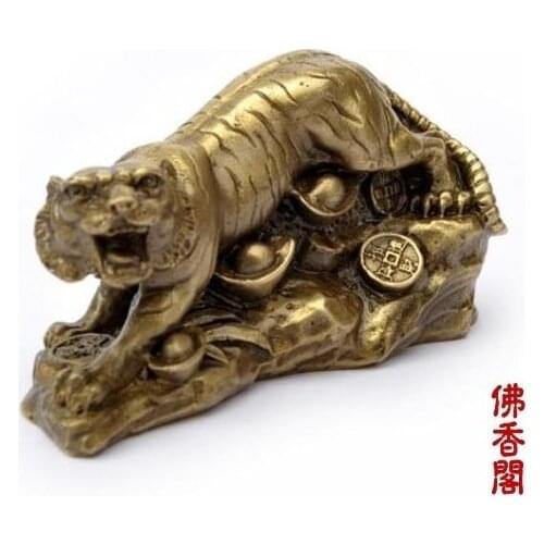 A copper medium Zodiac tiger Wai lucky Wang Yun of the villain Home Furnishing feng shui ornaments bronze decorationroom Art