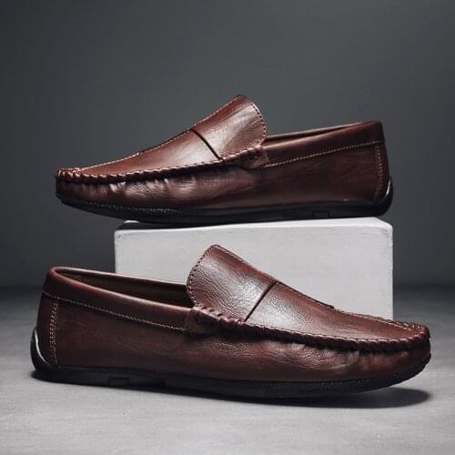 Yomior New Soft Sole Breathable Men Casual Shoes Vintage British Flats Fashion Leather Shoe Men Designer Loafers Man Shoes