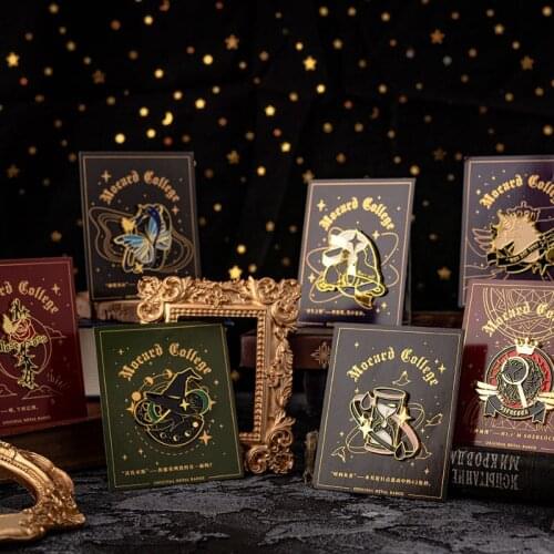 2021 New School of Creative Magic Brooch Alloy Cartoon Animation Brooch for Woman and Man College Brooch Jewelry Wholesale