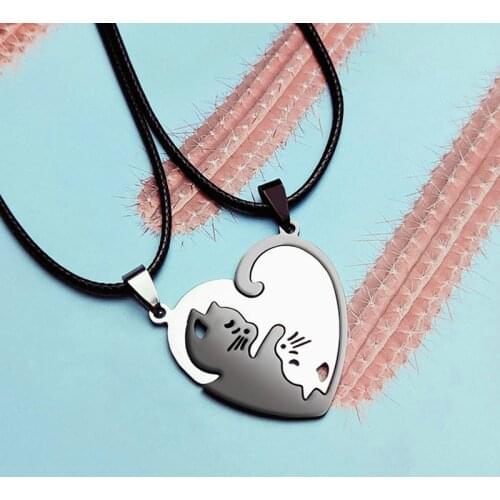 Cute Hug Cat Couple Necklace Stainless Steel Love Heart Round Yin Yang Pendant Necklaces For Women Men Jewelry BFF Gift