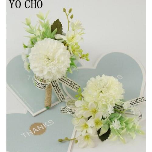 White Silk Flowers Bride Wrist Corsage Hand Flowers Groom Boutonniere Man Suit Prom Wedding Artificial Flowers Brooch Pary Decor