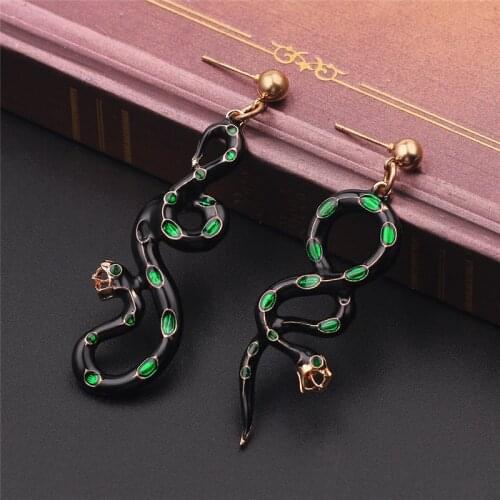 New Stylish Asymmetric Exaggerated Stud Earrings For Women Personality Snake Shape Earrings Fashion Animal Jewelry