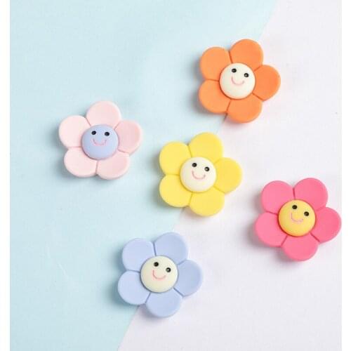 20Pcs Colorful Smiley Flowers Crafts Flat Back Resin Accessories DIY Hairpin Brooch Decor Materials Scrapbook Supplies Applique