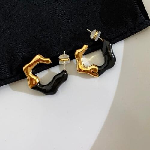 Flashbuy Simple Irregular Geometric Enamel Hoop Earrings For Women Vintage Black White Metal Earring Fashion Jewelry New
