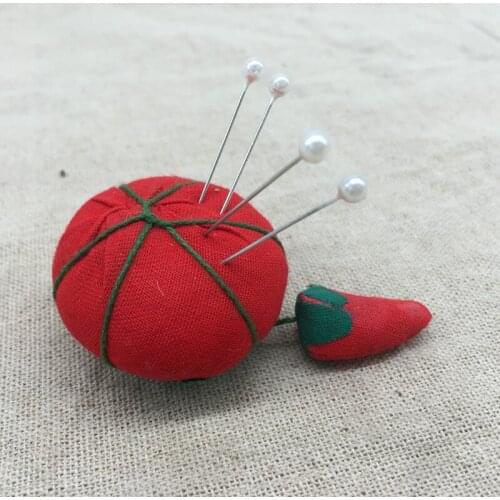 1Pcs Novelty Cotton Tomato Shaped Ball Crafts Sewing Needles Holder Pin Cushion DIY