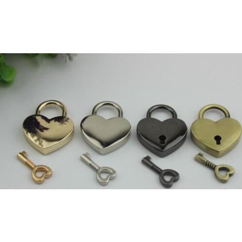 Bag heart-shaped lock accessories Pale gold silver lock hardwar Decorate wedding padlock bags