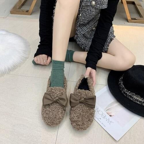 Autumn And Winter Fashion Female Wild Hair Ball A Pedal Lazy Warm Cotton Shoes Women Short Plush women shoes Peas Shoes U12-76