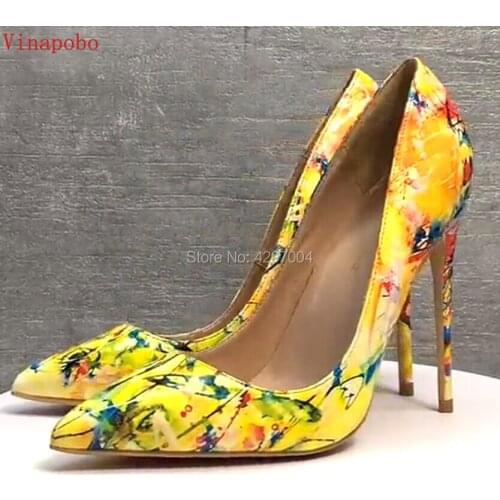 Women yellow Blue flowers printing pumps Patent Leather sexy pointed toe Stilettos high heel party wedding shoes 12cm stilettos