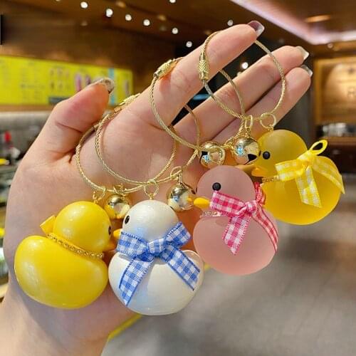 Creative Fashion Cartoon Acrylic Cute Duck Keychain Cartoon Cute Crystal Pink Charm Key Chain Ladies Gift Bag Car Key Chain