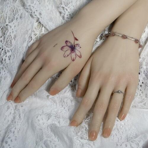 2 Pieces Professional Flexible Silicone Female Mannequin Model Hand Nail Art Practice Manicure Training Jewelry Display Holder