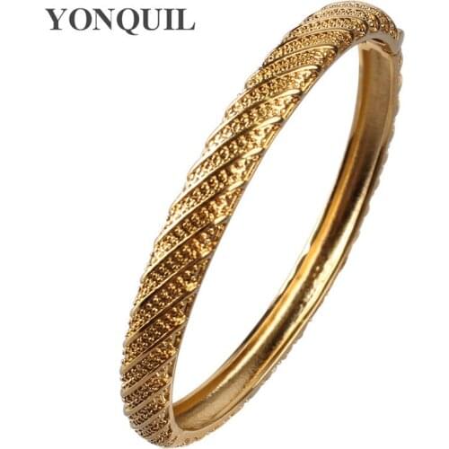 Gold-Plated Cahrming Wedding Cuff Bracelets For Women Elegant Bracelet Ladies Solid Color Bangles Holiday Gifts Accessories