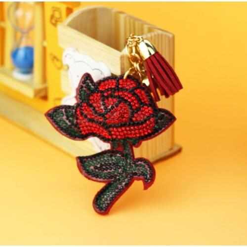 2017 New Style Rose Flower Crystal Rhinestone Keychains Leather Keyring charm Women Handbag key holder Girl Bag Pendant Jewelry