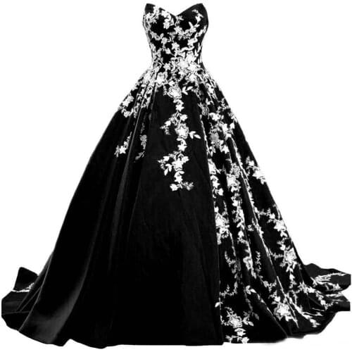 Vintage Gothic Black And White Wedding Dresses 2021 Sweetheart Strapless Garden Country Bridal Wedding Gowns Sweep Plus Size Br