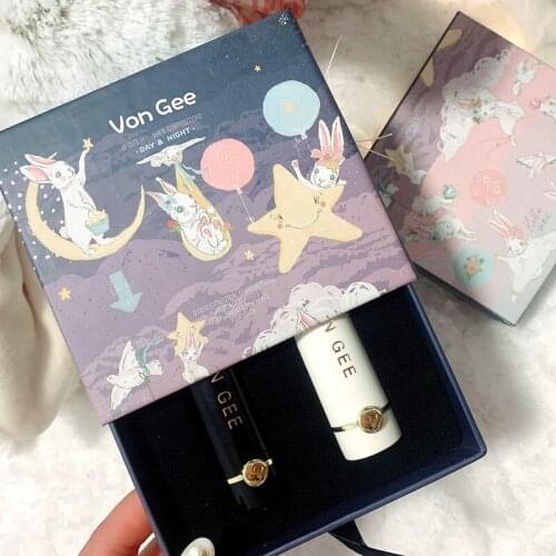 2 pcs Silky Matte Lipstick Color-changing Lip Balm Set Bag Lipstick Carved Waterproof Moisturizing Long Lasting