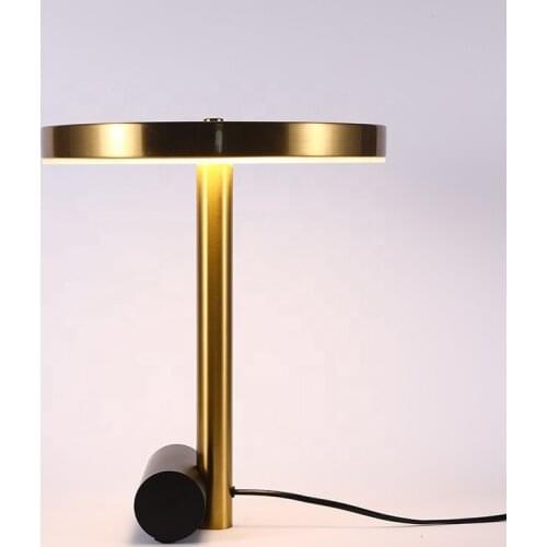 2019 Modern Design Hotel Lamp, Classic Industrial Fancy Cheap Antique Bedside Brass Gold Iron Table Lamps deco