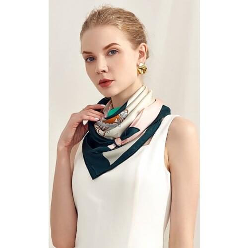 2020 New Silk Fashion Chain Scarves Womens Simple and Generous Scarves 90cm Scarves Sunscreen Shawl