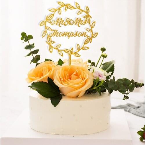 Acrylic Cake toppers for wedding wreath wedding cake topper surname Mr and Mrs wedding cake