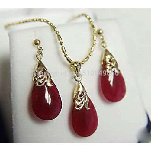 Hot sale FREE SHIP>>>>Red jade necklace and earring set