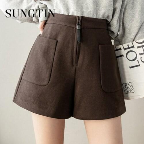 Sungtin Women's Wool Shorts