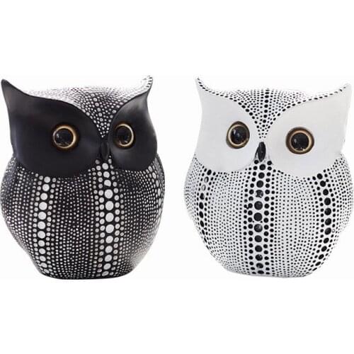 Black And White Owl Statue Creative Decoration Resin Animal Sculpture Modren Home Decoration For Living Room Simulation Ornament