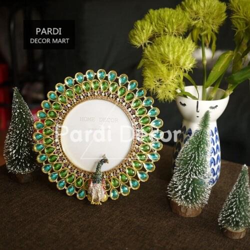 New zinc alloy colorful Gem Handmade peacock display 4 inch round photo frame home decorations 1pc/lot